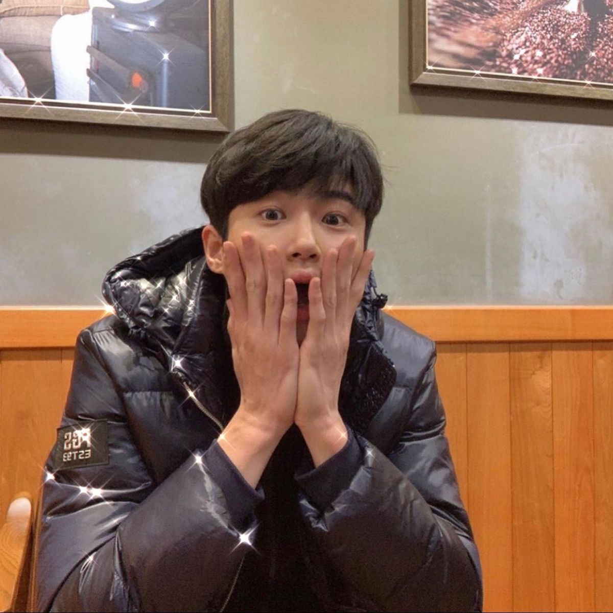 [잡담] 변우석은 키도 큰데 왤케 귀여울까? | 인스티즈