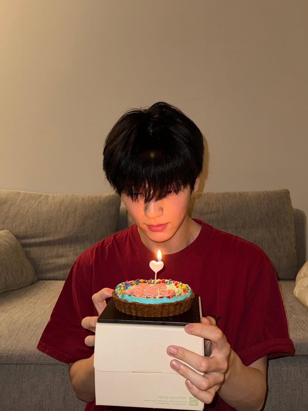 [잡담] 수빈이 친구들도 왜케 뽀짝하지ㅋㅋ 수빈이보고 두부 하는 것도 귀엽고 | 인스티즈