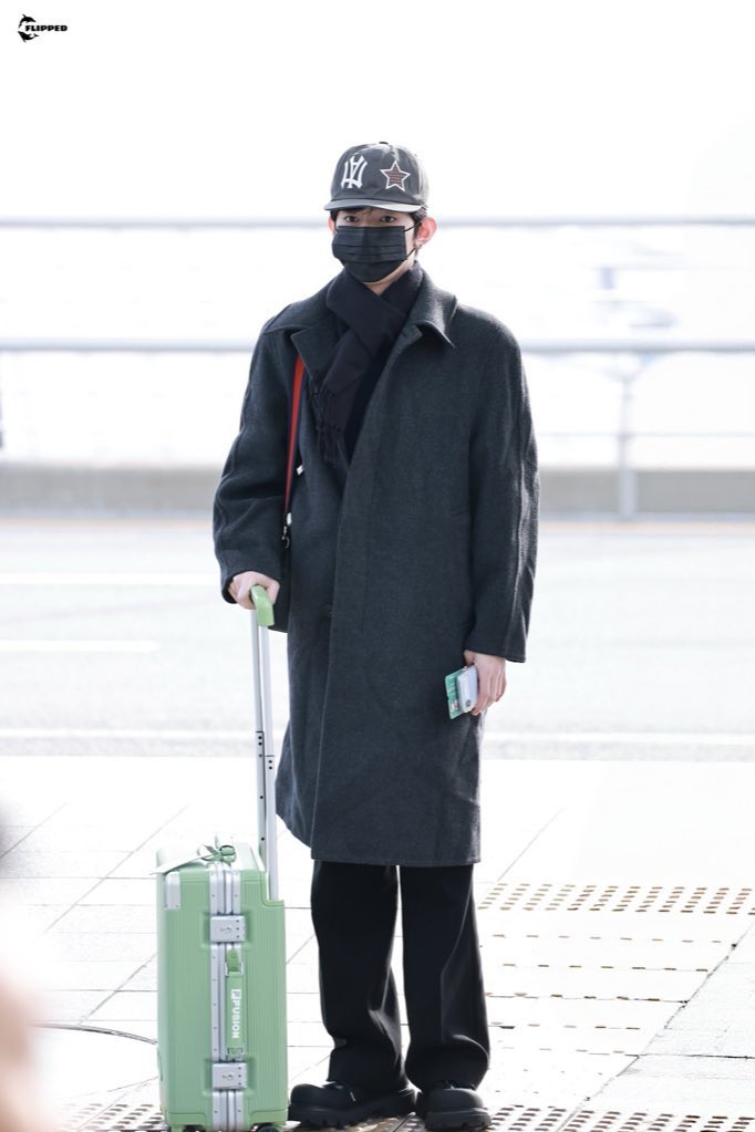 [잡담] 장하오 오늘 캐리어들고 왤케 띨롱 | 인스티즈
