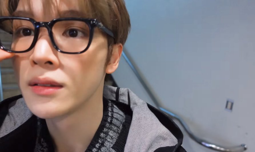 [잡담] 성찬 .. 한 자컨에서 이런 두 모습을 보여주시면 | 인스티즈