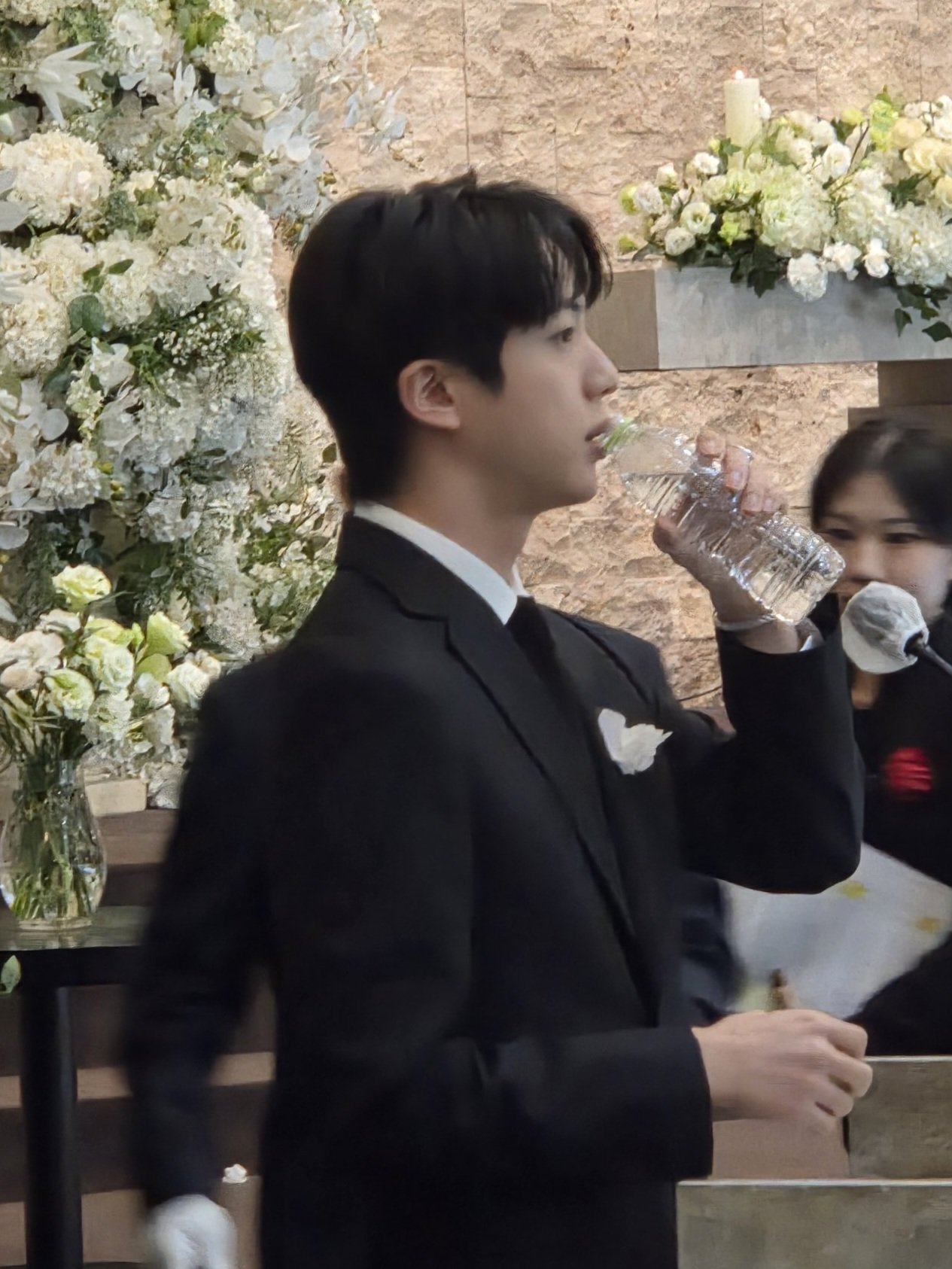 [잡담] 방탄 진 또 결혼식 사회 | 인스티즈