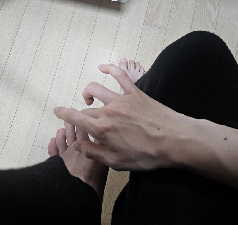[잡담] 내 손인데 남자손 같아? | 인스티즈
