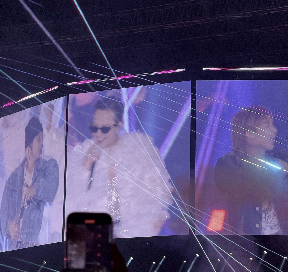 [잡담] 실시간 지디 콘서트 빅뱅 완전체ㅠㅠ💛 | 인스티즈