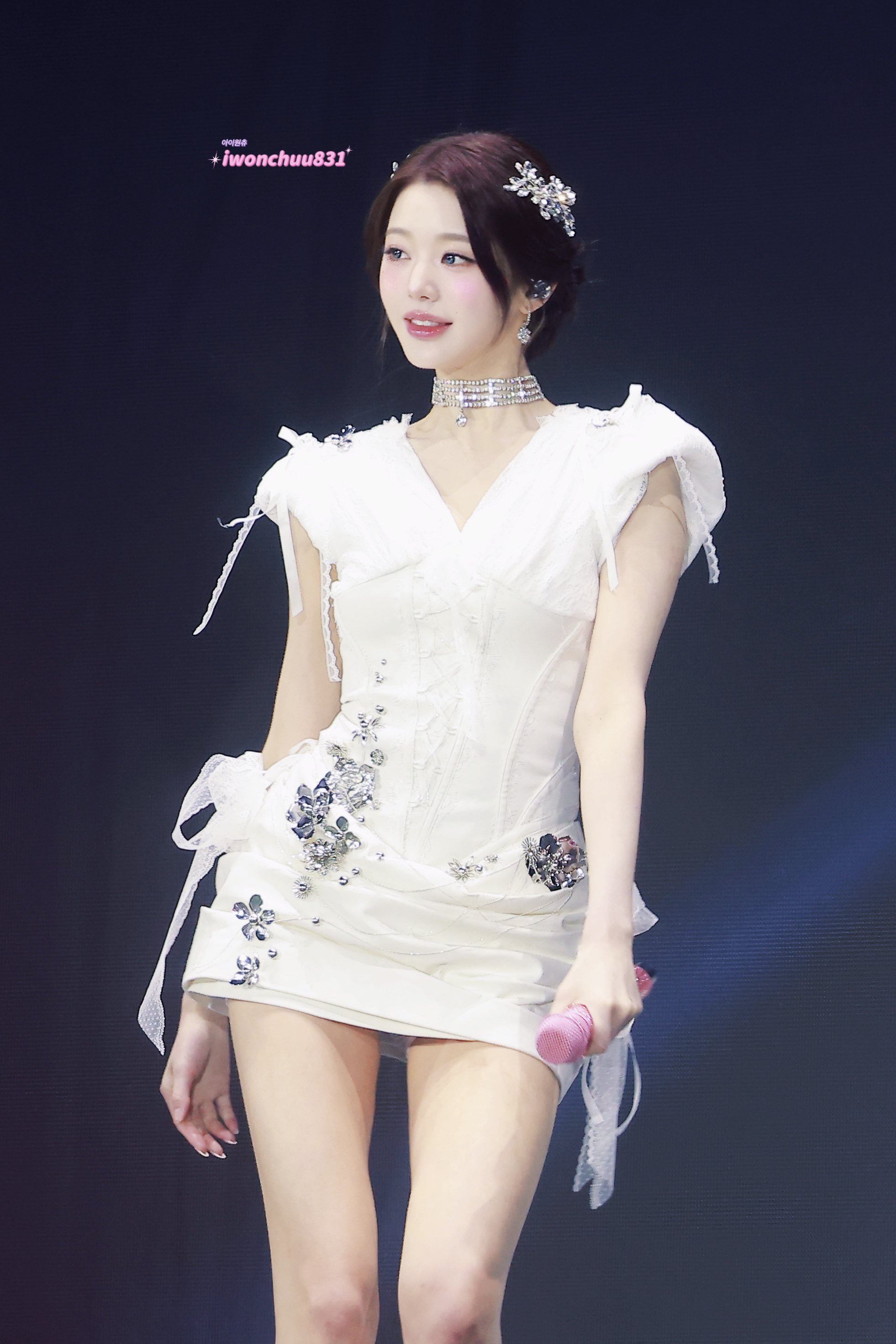 [잡담] 251214 장원영 일본 뮤직뱅크 글로벌 페스티벌 사진들 | 인스티즈