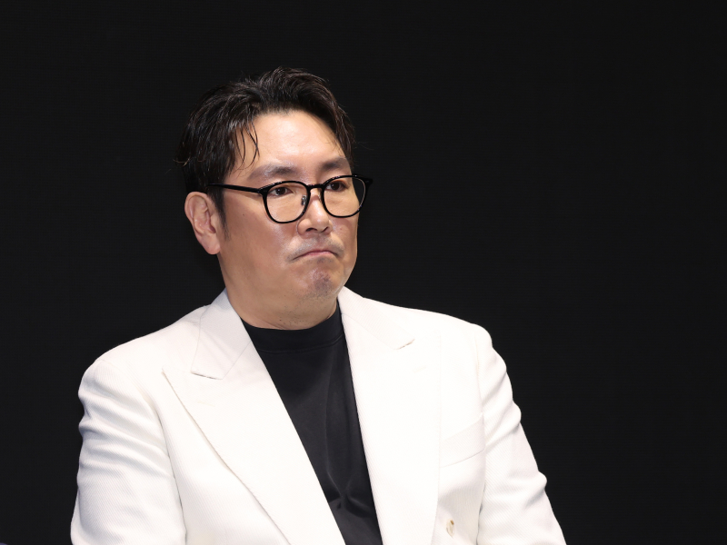 [정보/소식] [조진웅 논란] 기업 띄우려다 날벼락 맞는 '연예인 리스크' | 인스티즈