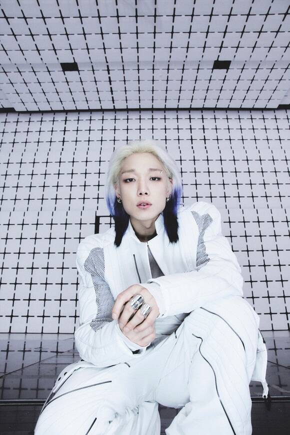 [정보/소식] 아이콘 바비, 전역 후 첫 행보 '친한친구' 스페셜 DJ | 인스티즈
