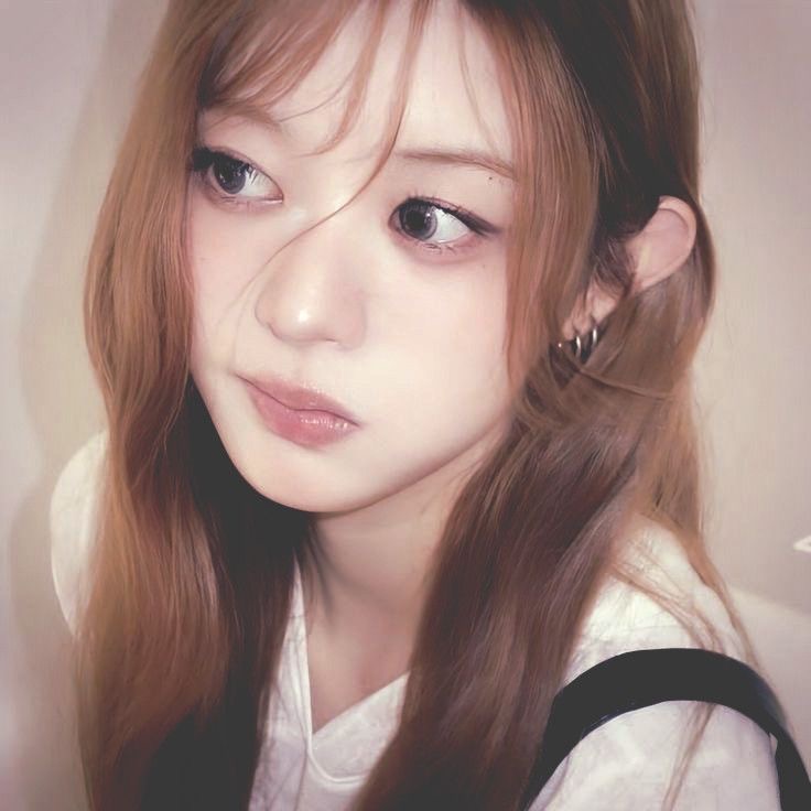 [잡담] 난 요즘 여돌 중에 아일릿 민주가 젤 예쁘니 같어 | 인스티즈