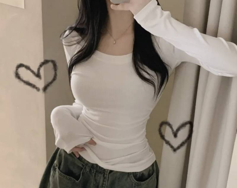[잡담] 옷잘알들 잇나 이런 옷 그나마 뭐라고 검색해여 나올까 | 인스티즈