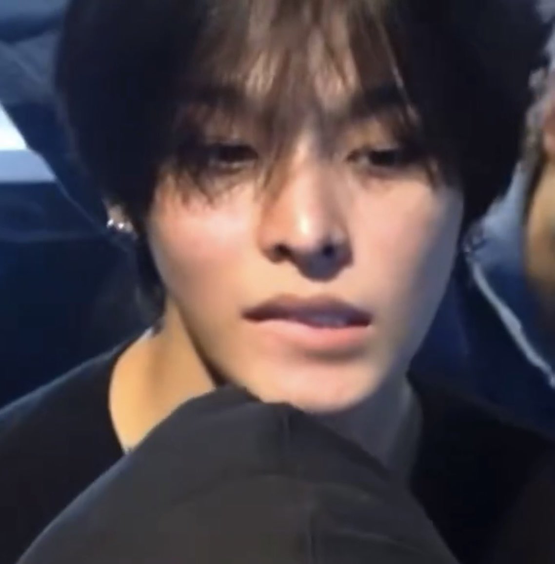 [잡담] 진짜 리쿠 요새 너무 잘생김 | 인스티즈