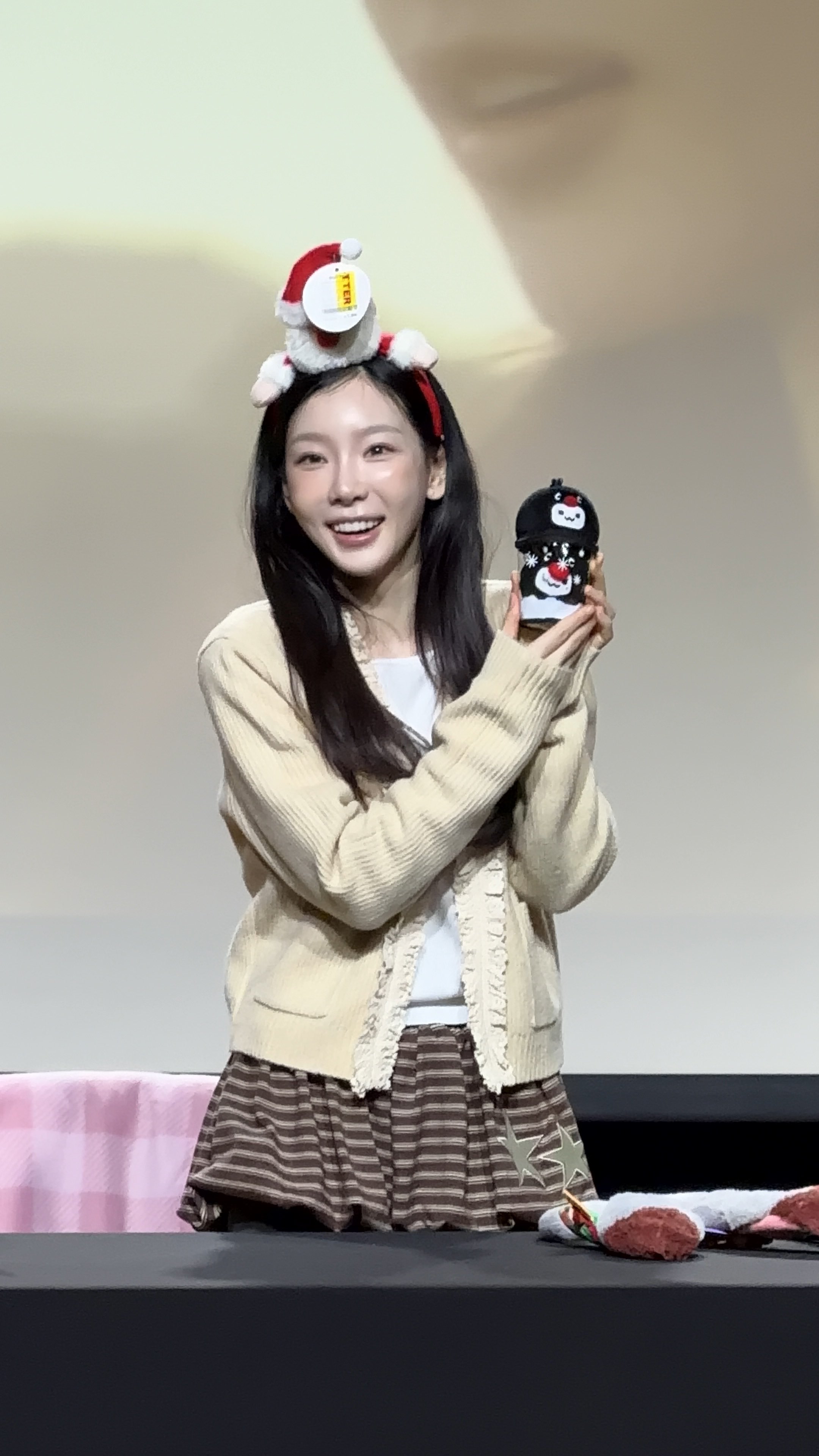 [잡담] 태연웅니 팬싸에서 팬들이 해달라는거 다해주는중 | 인스티즈