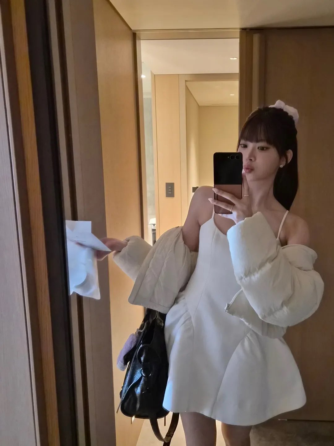 [잡담] 251218 홍은채 인스타 업뎃 | 인스티즈