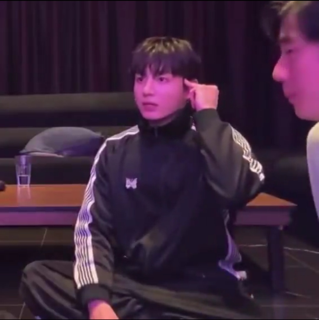 [잡담] 정국 이 버릇 여전하네ㅋㅋㅋㅋ | 인스티즈
