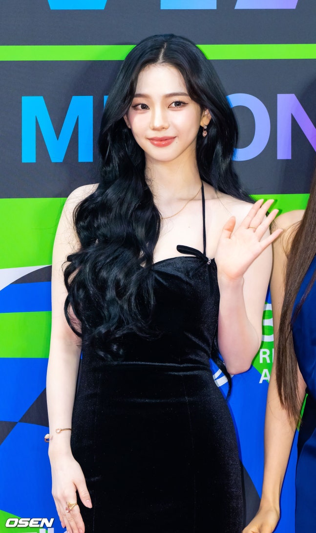 [잡담] 251220 에스파 MMA2025 레드카펫 기사사진 | 인스티즈