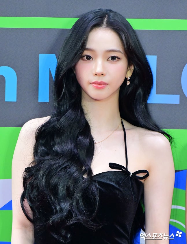 [잡담] 251220 에스파 MMA2025 레드카펫 기사사진 | 인스티즈