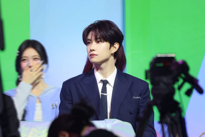 [잡담] 김건우 어제 진짜 비주얼 미쳤다 | 인스티즈