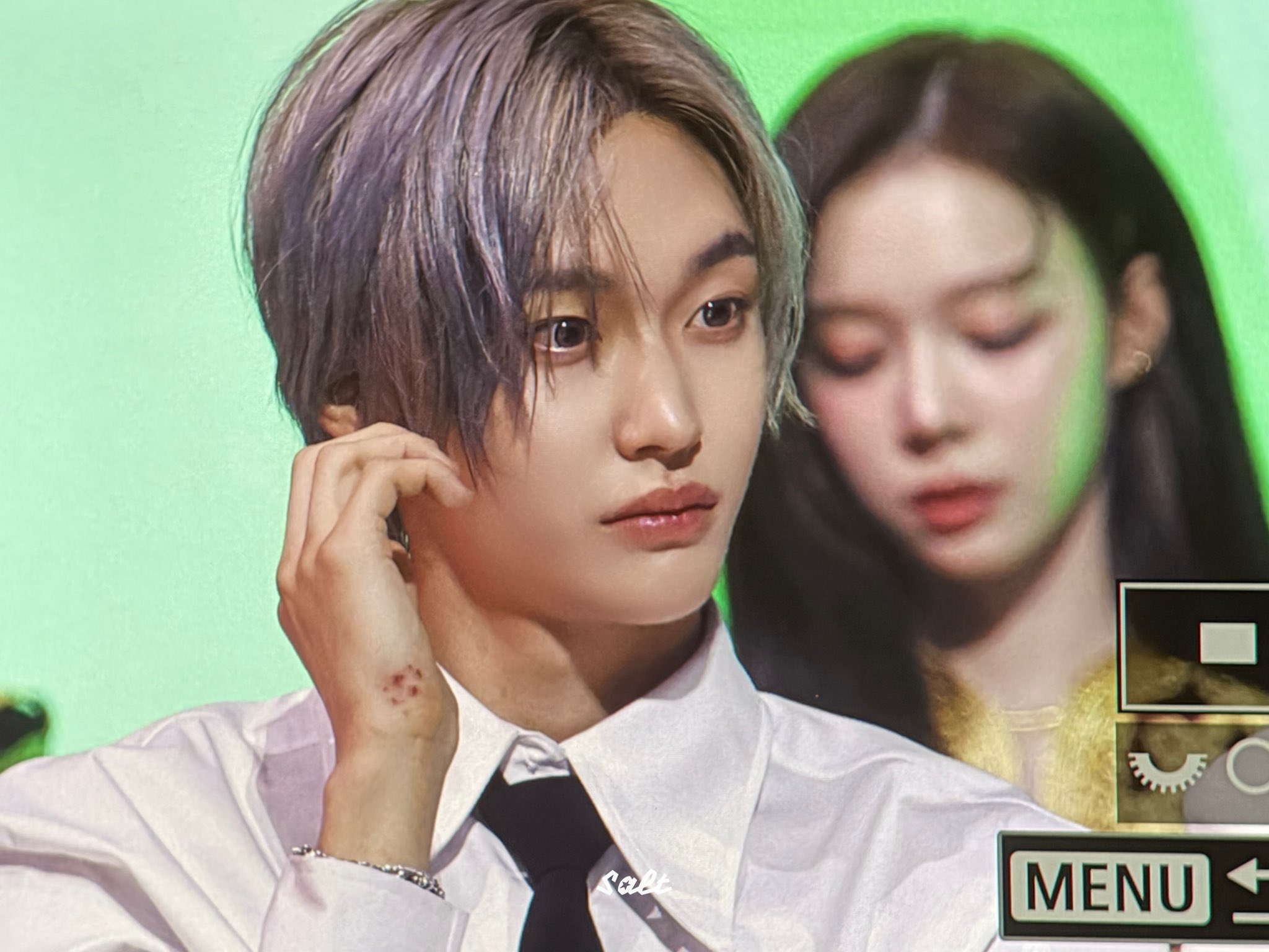 [잡담] 엥 원빈이 손 머야 | 인스티즈