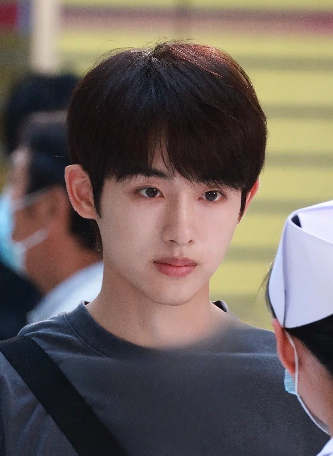 [잡담] 얘는 여전히 잘생겼구나 | 인스티즈