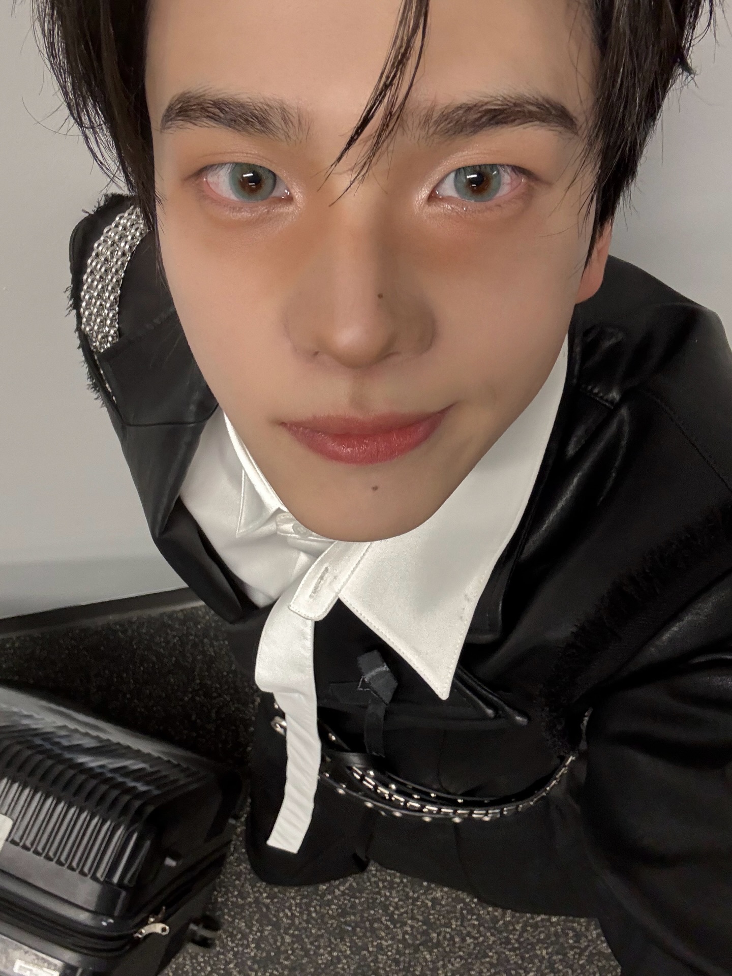 [잡담] 신유는 까리한 메이크업도 잘어울린다ㅠㅠㅠㅠㅠ | 인스티즈