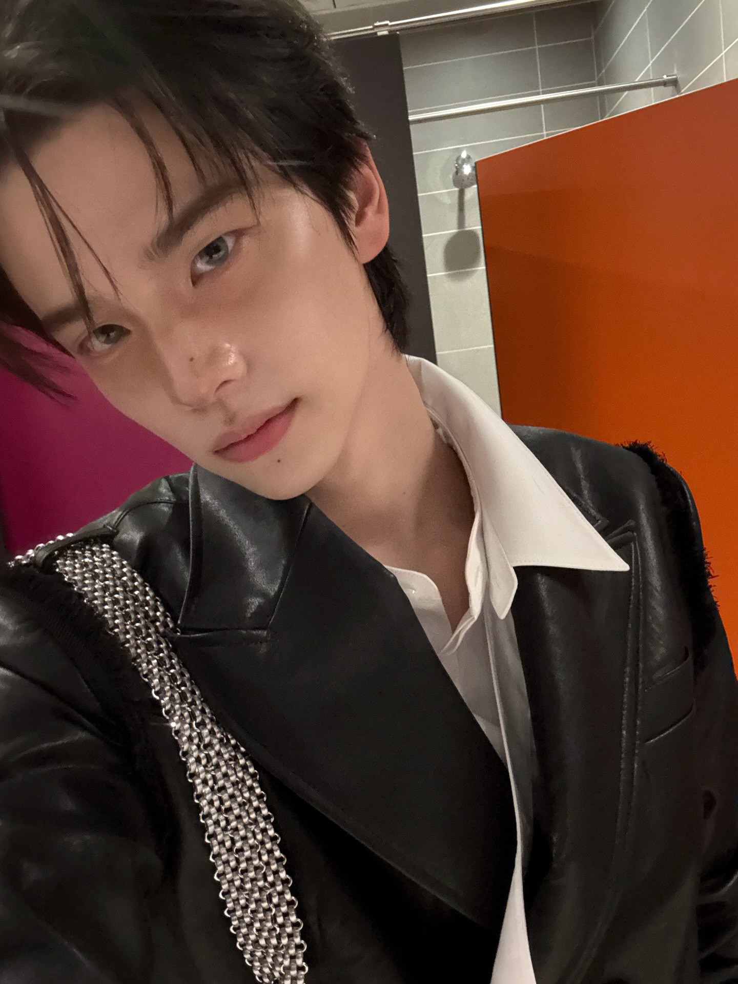 [잡담] 신유는 까리한 메이크업도 잘어울린다ㅠㅠㅠㅠㅠ | 인스티즈
