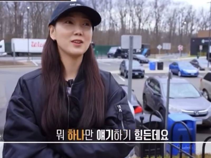 화사처럼 잘 챙겨주는 사람은 처음 봤다는 화사 스텝들 | 인스티즈