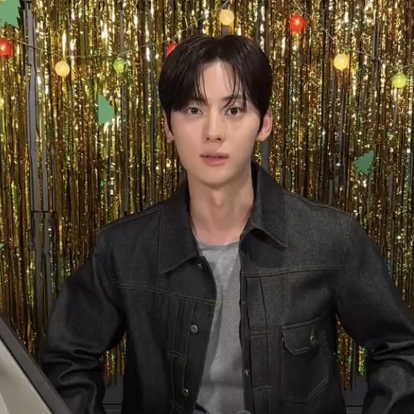 [잡담] 황민현 당연히 싹 관리하고 나올거라 생각하긴 했는데 | 인스티즈