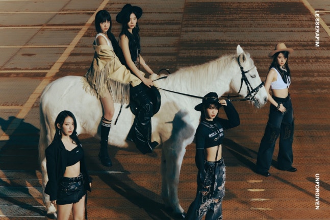[정보/소식] 르세라핌, 스포티파이 新역사! 'CRAZY' 4억·'UNFORGIVEN' 3억 스트리밍 나란히 돌파 | 인스티즈