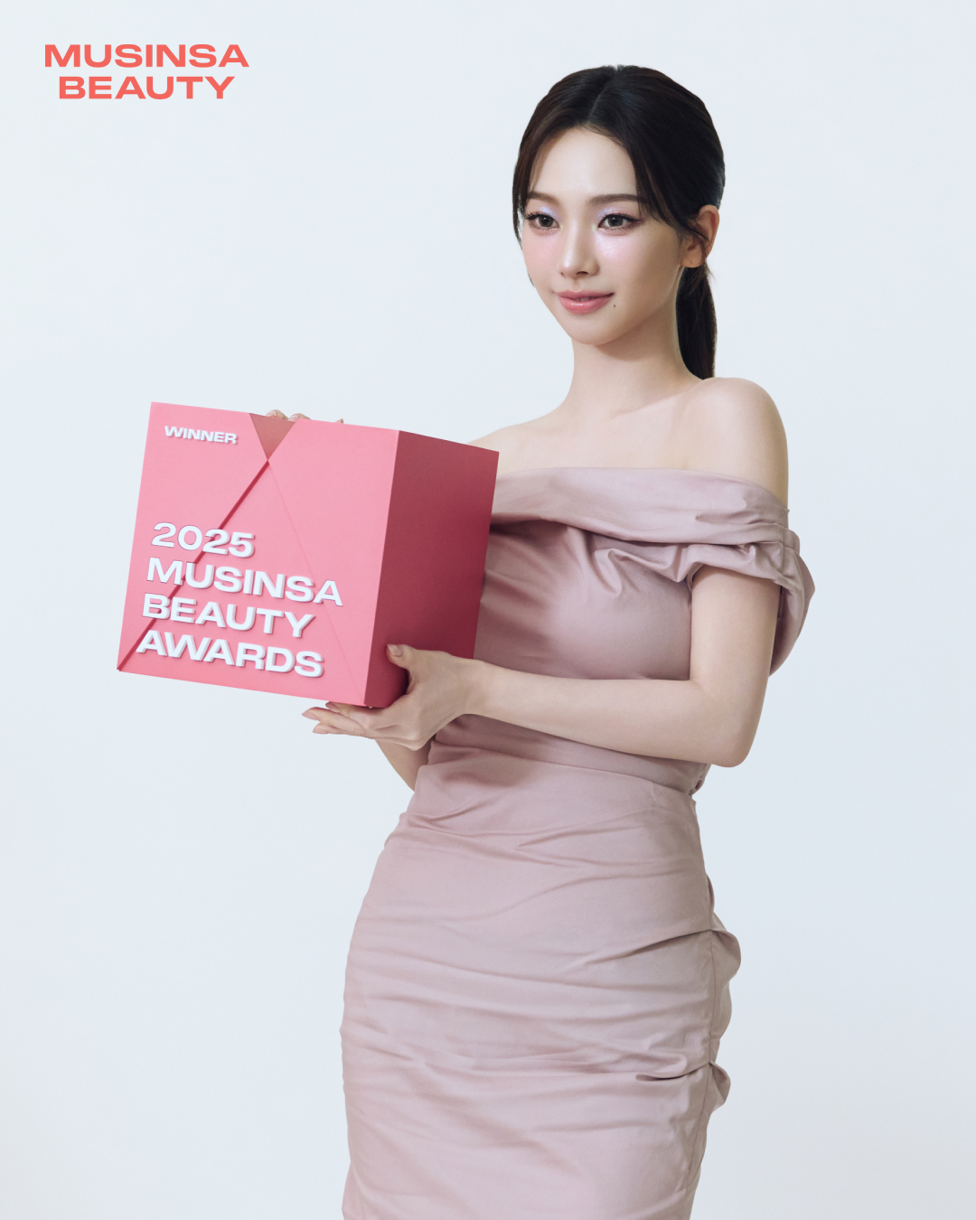 [잡담] 카리나 무신사 뷰티 촬영 비하인드 사진들 | 인스티즈