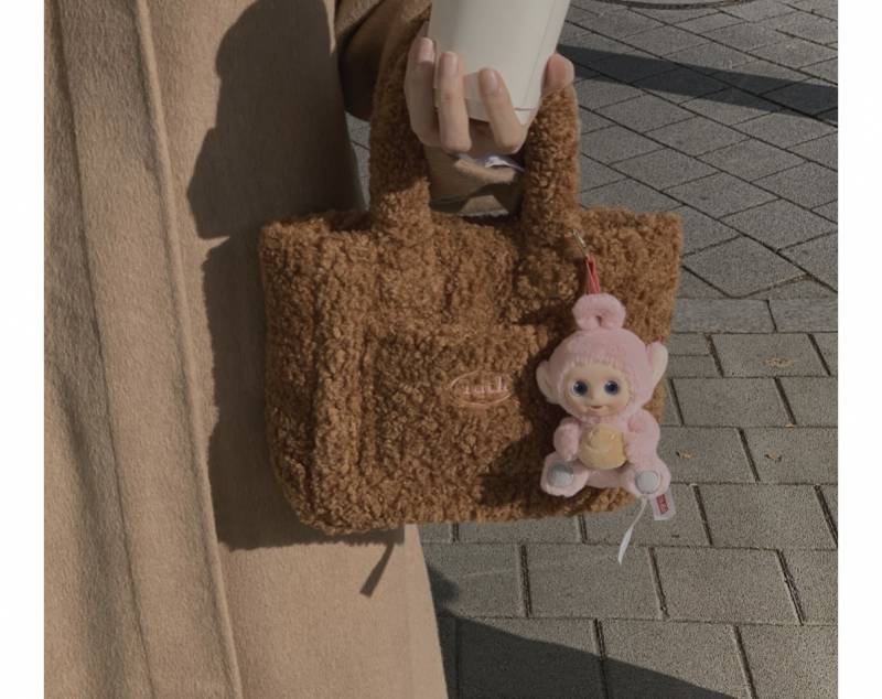[잡담] 이 털가방 어떤지 봐줄 사람?? | 인스티즈