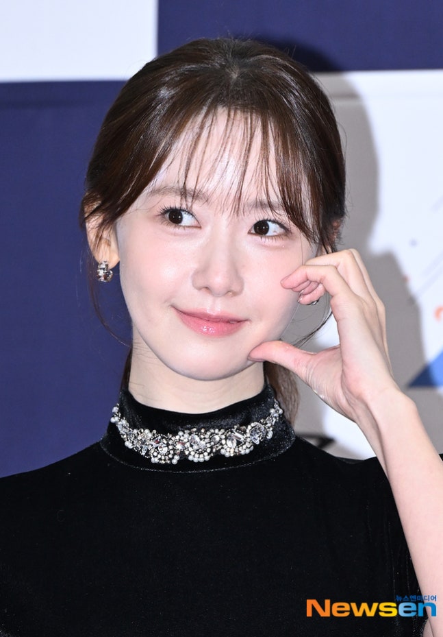 [잡담] 윤아 오늘 화장 왜케 연해.. | 인스티즈