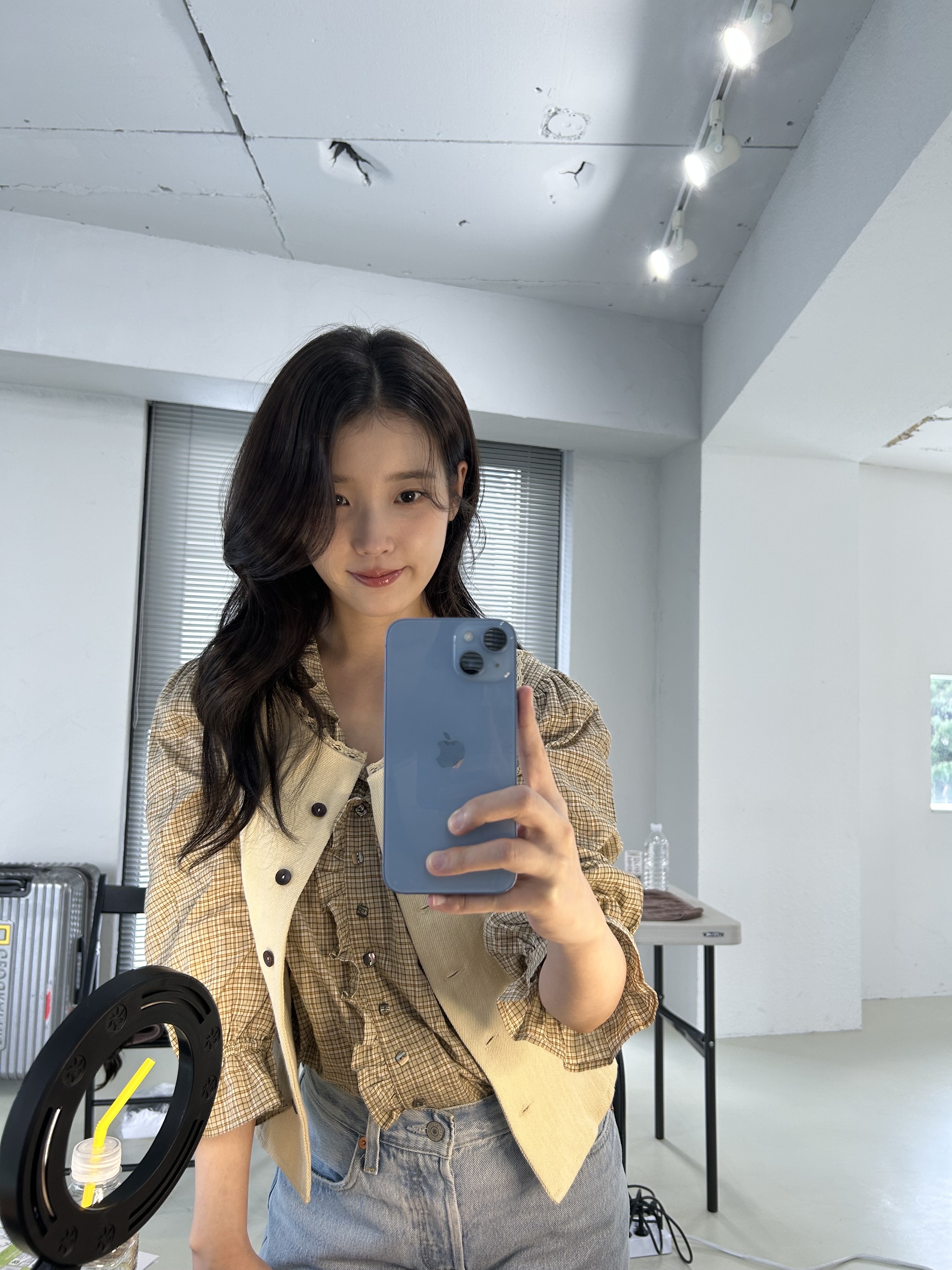 [잡담] 대군부인) 완아 그만 찍고 여기봐봐 | 인스티즈
