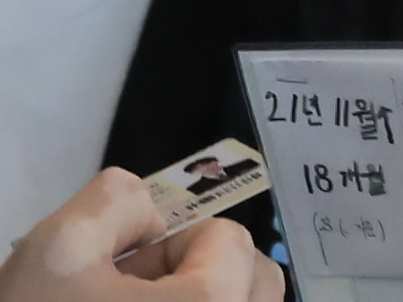 의외로 어떤 남돌에겐 필요할지도 모르는 성인금지법 | 인스티즈