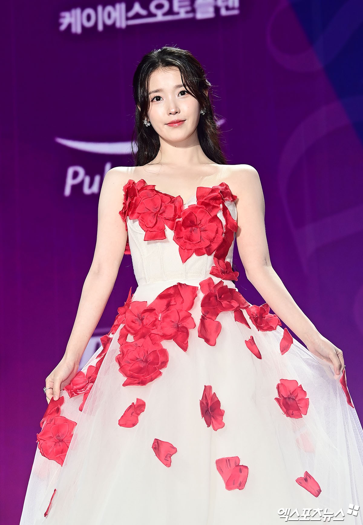 [잡담] 아이유 APAN 포토월 기사사진 | 인스티즈