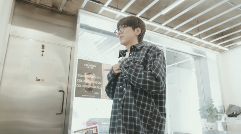 체크셔츠 광인이라 불리는 연예인 근황 .JPG | 인스티즈