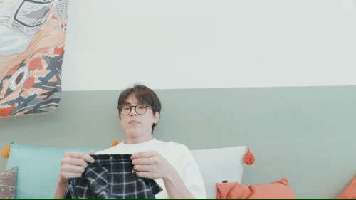 체크셔츠 광인이라 불리는 연예인 근황 .JPG | 인스티즈