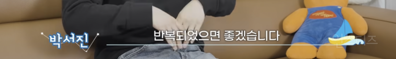 매년 아동복지센터에 패딩을 기부하는 가수 .jpg | 인스티즈