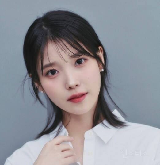 아이유, 연말 맞아 2억원 기부...따뜻한 나눔 실천 [공식] | 인스티즈