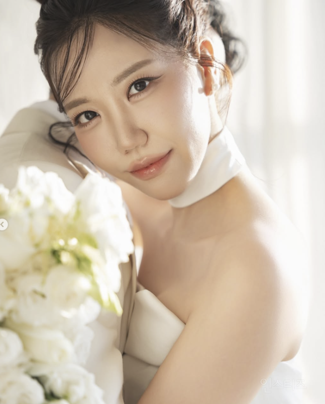 '미스트롯4' 김희진, 깜짝 결혼 발표...12년 연인에서 부부로 | 인스티즈