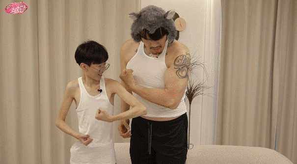 181cm 47kg 멸치남 VS 217cm 160kg 최홍만의 체급 수준 ㅋㅋㅋ | 인스티즈