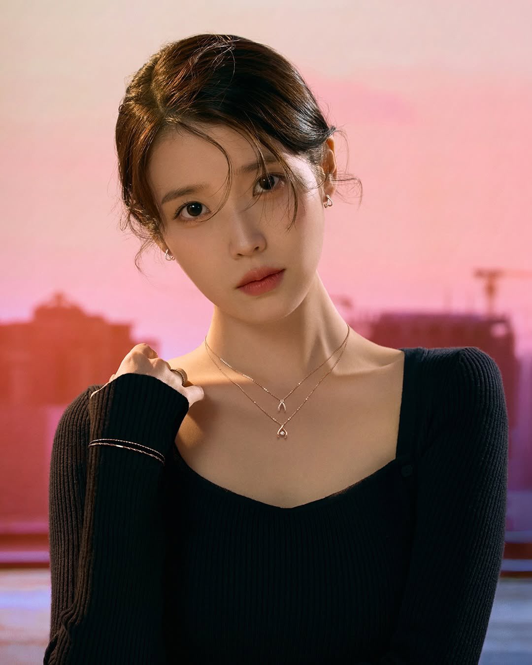[잡담] 아이유) 아이유 제이에스티나 2026년 첫 화보 | 인스티즈