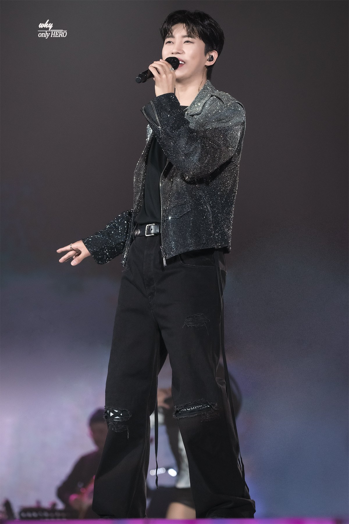 [잡담] 임영웅 2025_2026 전국투어콘서트 무대 의상들 | 인스티즈