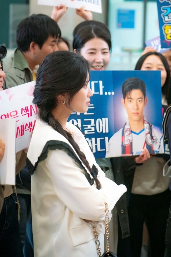 [정보/소식] 오인간) 김혜윤X로몬 9년 후 동상이몽 재회 포착→ 전세 역전에 시청자도 놀랐다(오늘부터) | 인스티즈