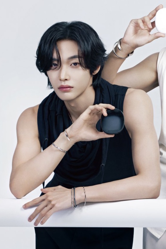 [잡담] 이더앤 원빈 타로 사진 뜬거 진짜 느좋이당 ,, | 인스티즈