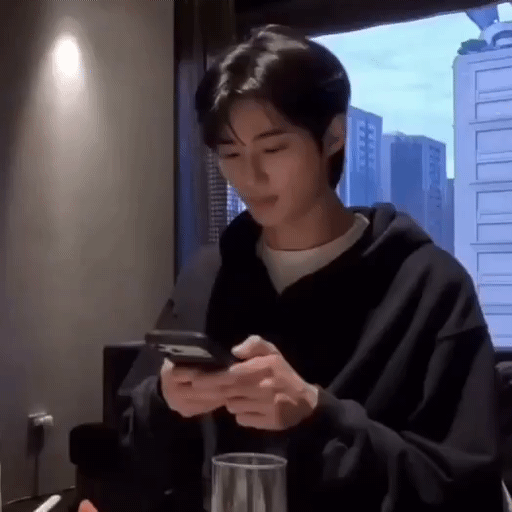 [잡담] 변우석 꾸꾸도 좋지만 내츄럴도 좋아 | 인스티즈