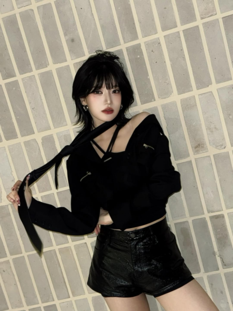 요즘 중단발 허쉬컷으로 리즈 찍고 있는 듯한 여돌 | 인스티즈