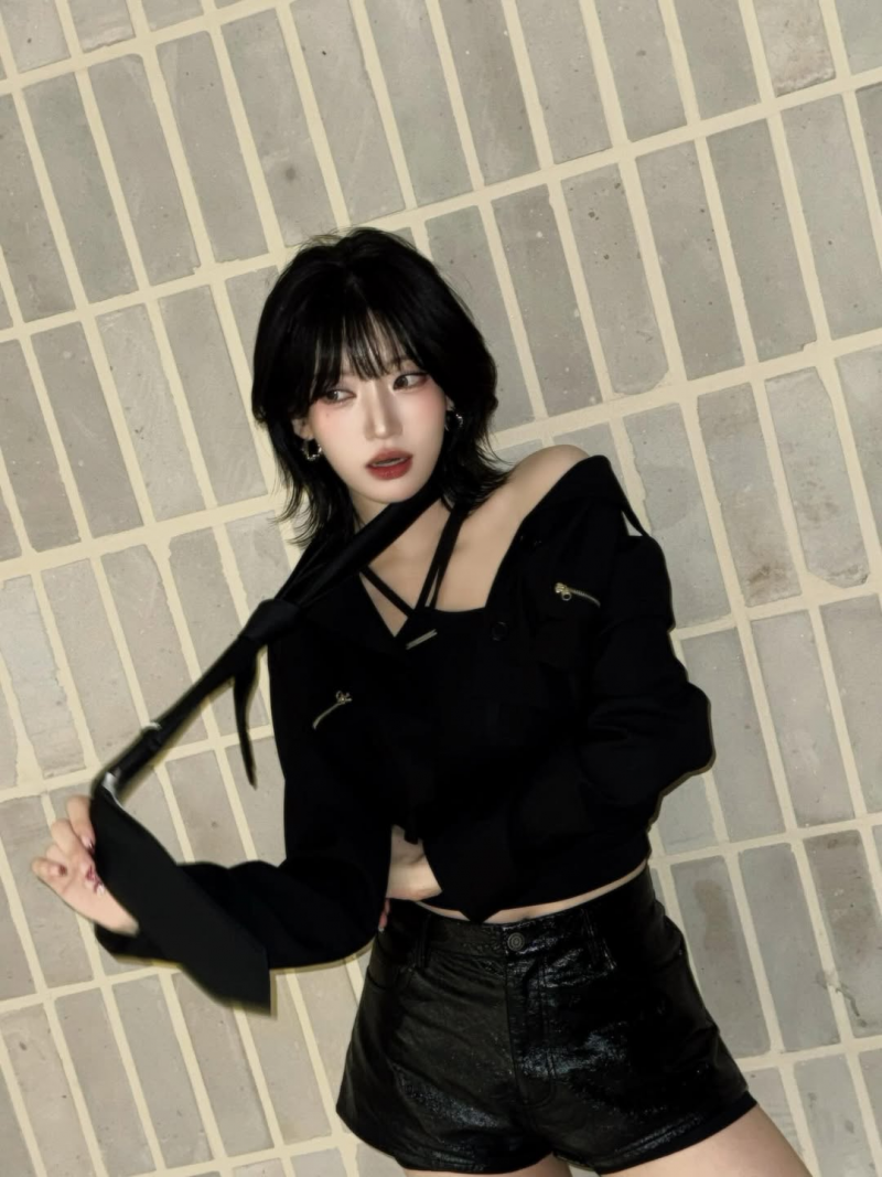 요즘 중단발 허쉬컷으로 리즈 찍고 있는 듯한 여돌 | 인스티즈