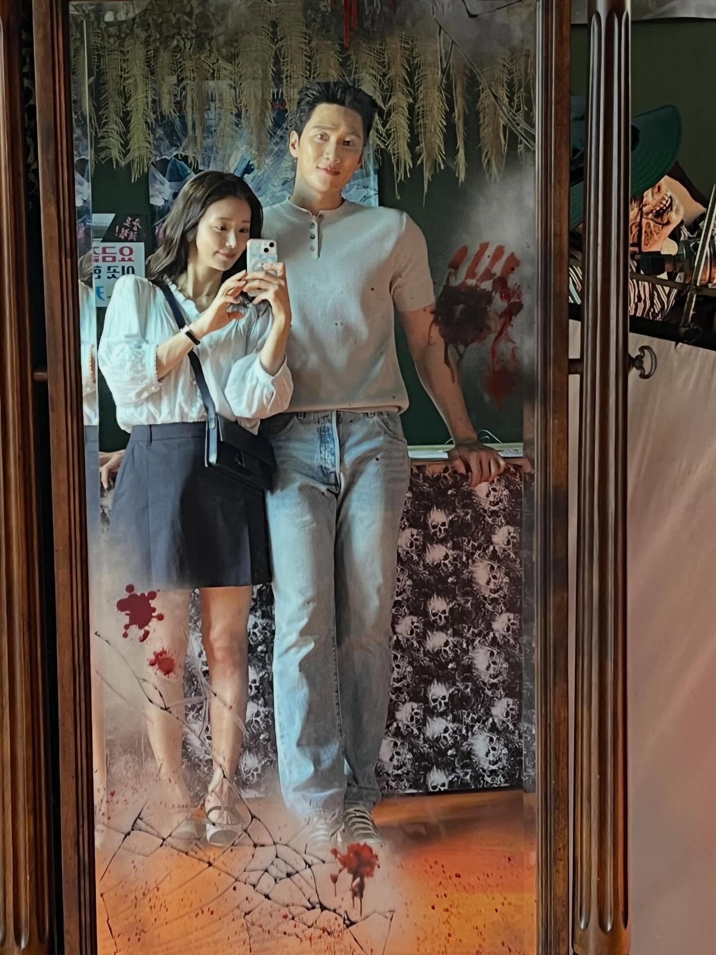 [잡담] 스프링피버) 안보현 이주빈 놀이동산 데이트 사진 찐 커플같다 🙃 | 인스티즈