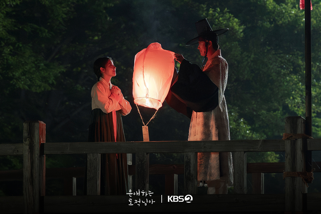 [잡담] 은애도적) 도도커플+밤+데이트=성공적💞풍등에 빌어보는 은조의 간절한 소원은? | 인스티즈