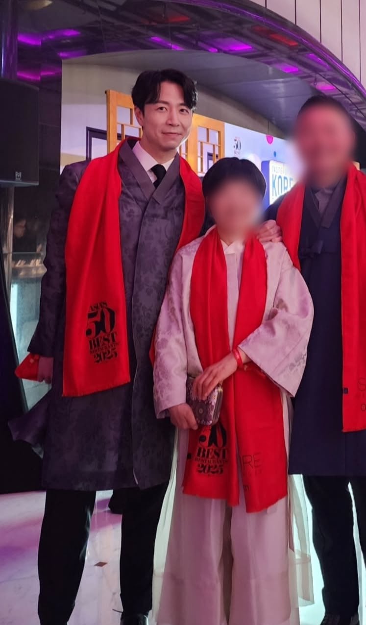 [잡담] 아 손종원 일본애들 사무라이옷 입고 시상식 오니까 | 인스티즈
