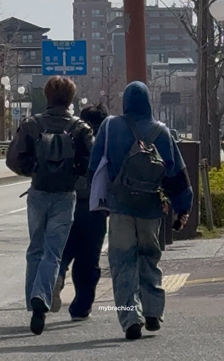 [잡담] 성찬이랑 앤톤 무슨 대학생같다 | 인스티즈