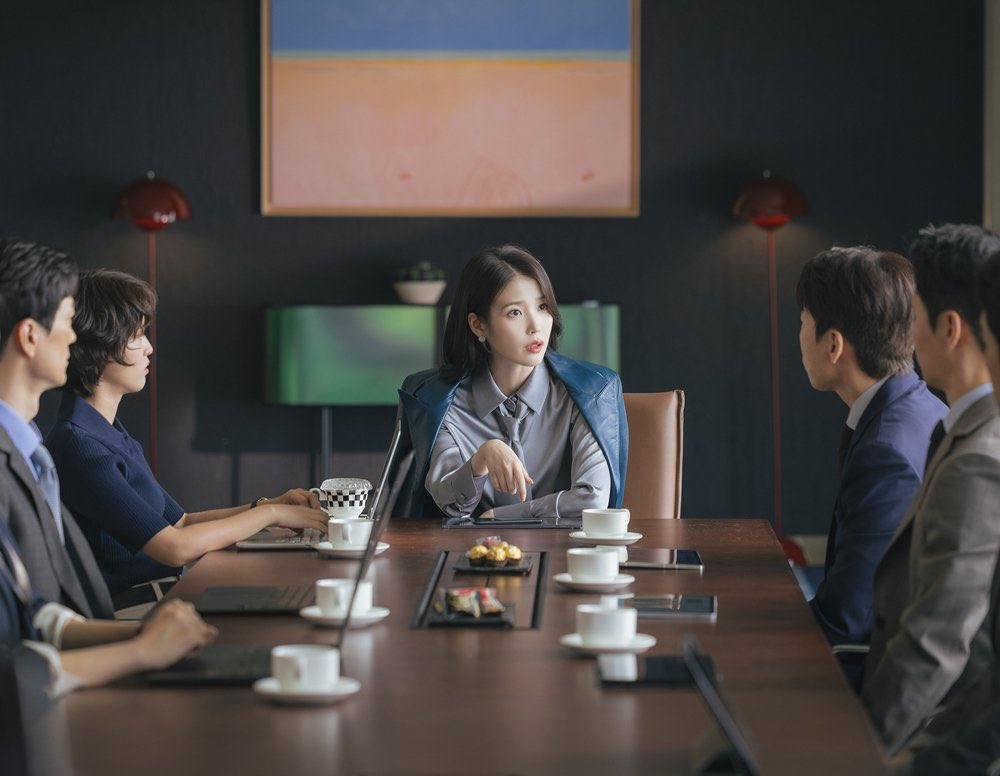 [잡담] 대군부인) 오늘 뜬 아이유 희주 스틸컷 인물 소개 | 인스티즈